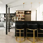 Elite - Gay Men Only (adults Only) Pensión 4*