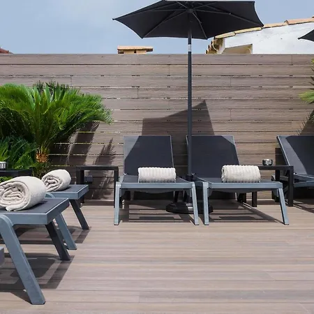 Guest house Elite - Gay Men Only (adults Only) Sitges