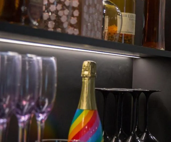 Elite - Gay Men Only (adults Only) Pensjonat