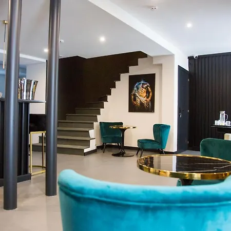 Elite - Gay Men Only (adults Only) Sitges